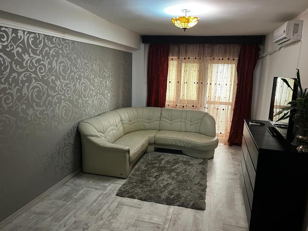 Alfredo Apartament Бузэу Экстерьер фото